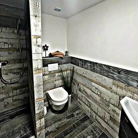 O5 Habitación en casa particular Bratislava