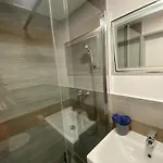 Homestay O5 *